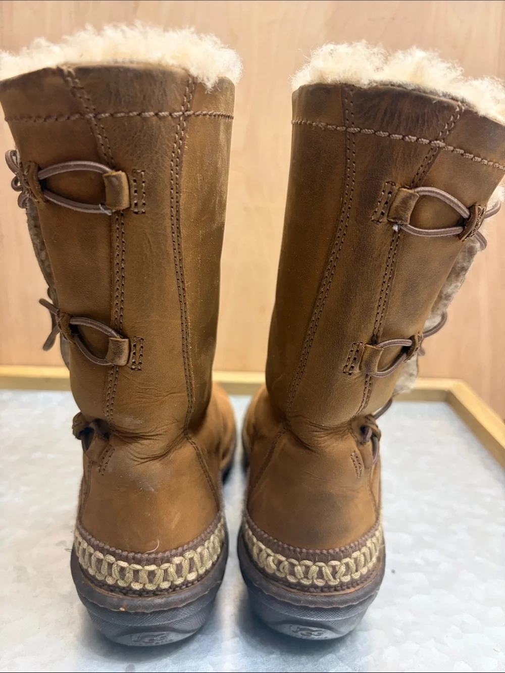 UGG boots chestnut
